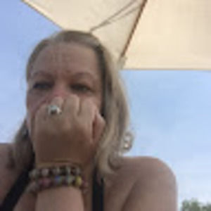 Meet your Posher, Gina